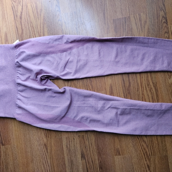 NVGTN Contour Seamless Legging - Picture 2 of 6